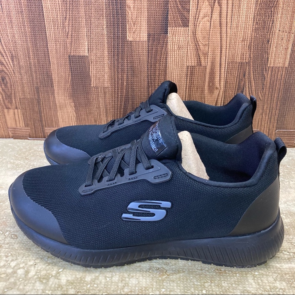 Skechers Women's Squad Sr Food Service Shoe Size 8 Gem